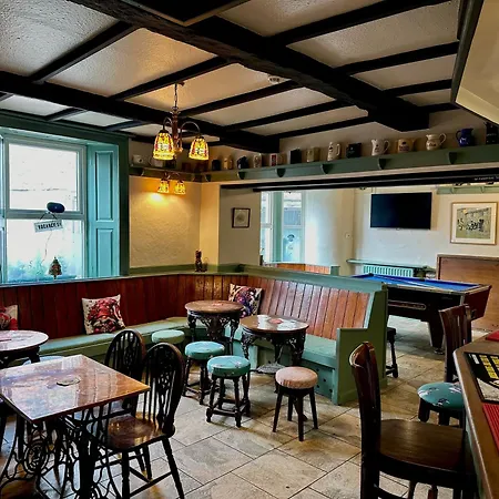 The Foresters Arms 호텔